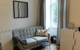 Max, Ruhige Sonnige Wohnung In Praternaehe